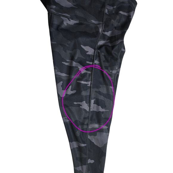 Athleta womens ultimate camo 7/8 tight black green leggings size SP - Picture 9 of 9